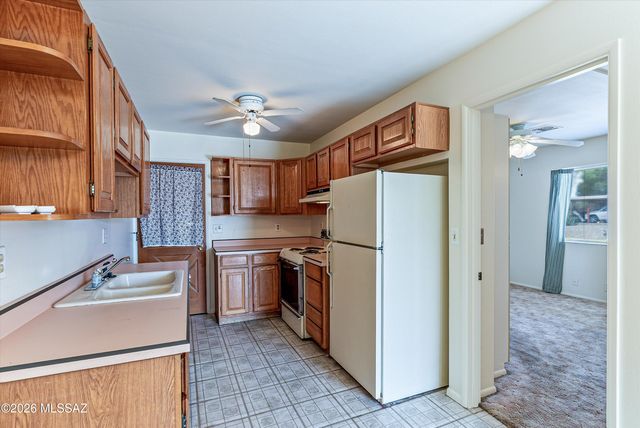 5972 E Hampton Street, Tucson, AZ 85712