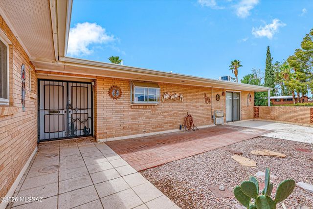 5972 E Hampton Street, Tucson, AZ 85712