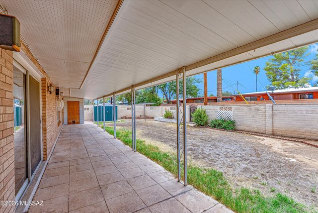 5972 E Hampton Street, Tucson, AZ 85712