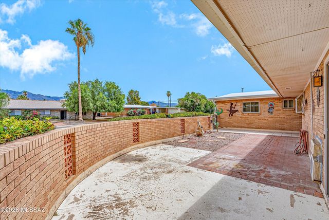 5972 E Hampton Street, Tucson, AZ 85712