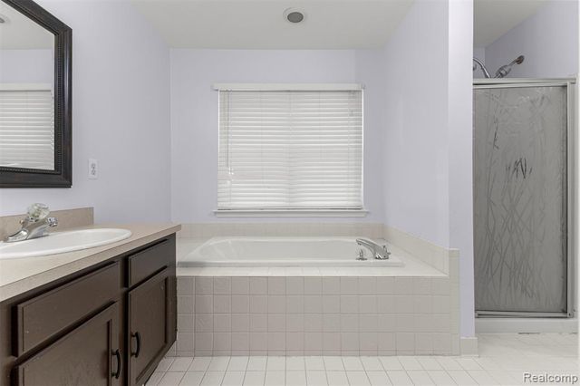 6950 Anna Drive, Van Buren, MI 48111