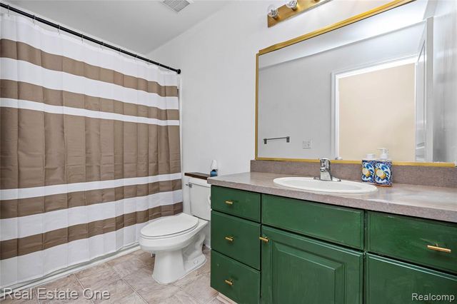 167 S Vista Drive, Auburn Hills, MI 48326