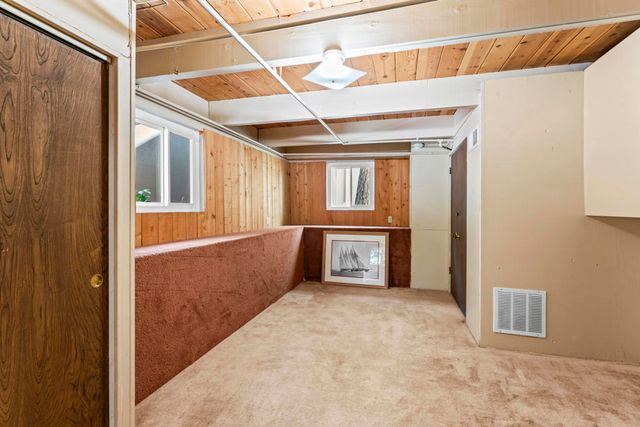 27622 W Shore Road, Lake Arrowhead, CA 92352
