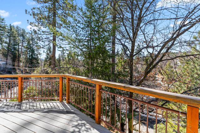 27622 W Shore Road, Lake Arrowhead, CA 92352