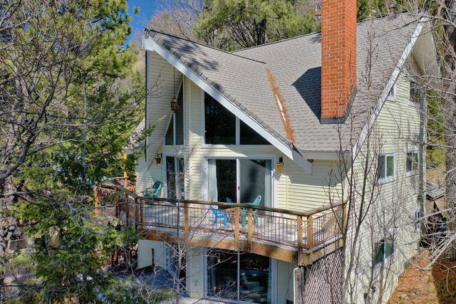 27622 W Shore Road, Lake Arrowhead, CA 92352