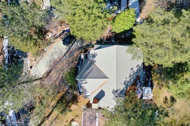 27622 W Shore Road, Lake Arrowhead, CA 92352