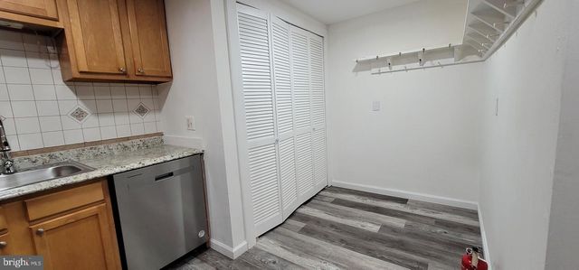 2209 GREENWOOD DR, Lindenwold, NJ 08021