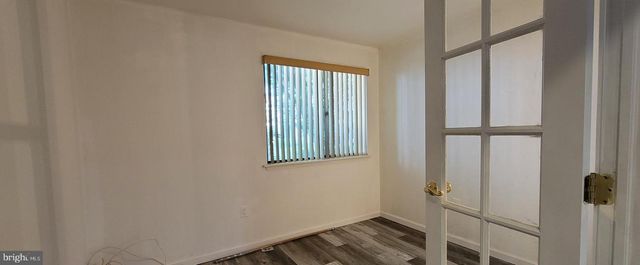 2209 GREENWOOD DR, Lindenwold, NJ 08021
