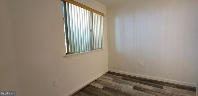 2209 GREENWOOD DR, Lindenwold, NJ 08021