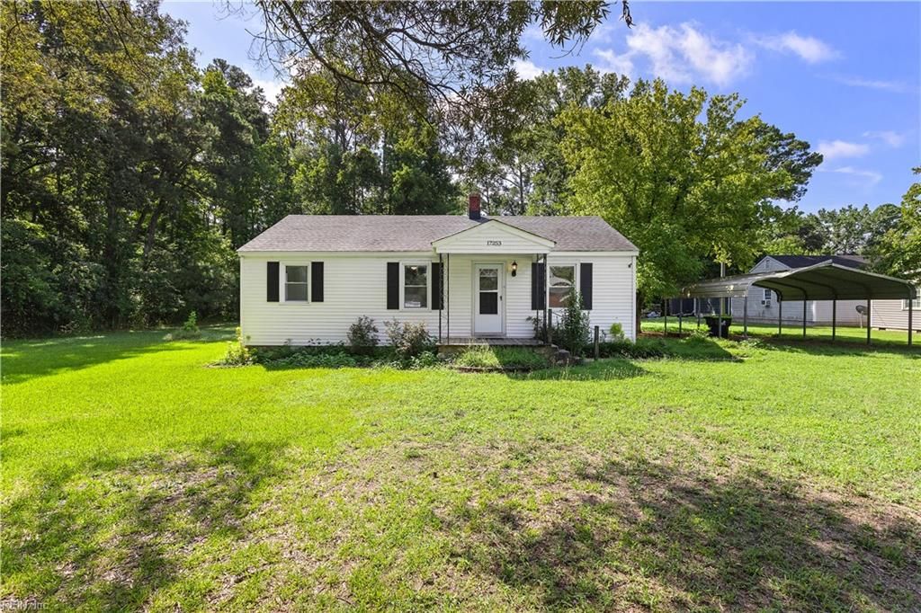 17253 Riddick Rd, Smithfield, VA 23430