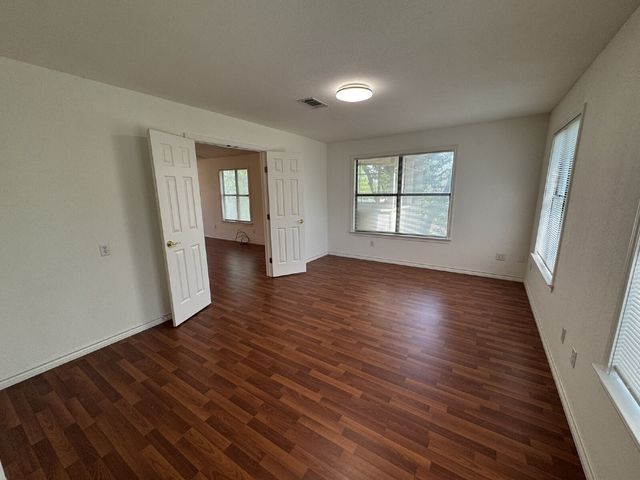 1272 W Mcneill Street, Stephenville, TX 76401