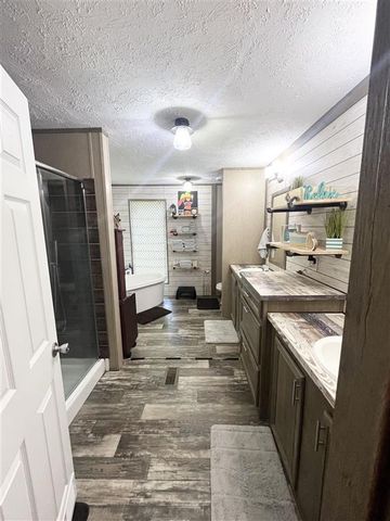 1721 P L Miller Road, Lake Charles, LA 70615