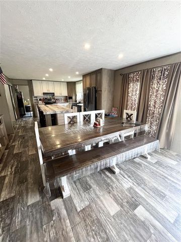 1721 P L Miller Road, Lake Charles, LA 70615