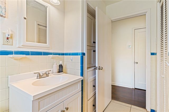 3651 Lawnview St, Corpus Christi, TX 78411