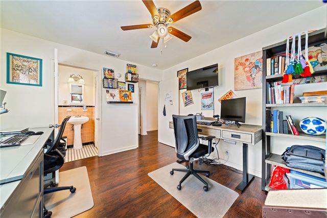 3651 Lawnview St, Corpus Christi, TX 78411