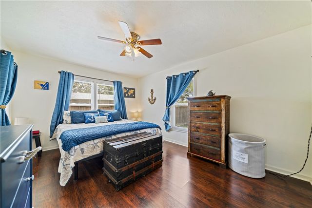 3651 Lawnview St, Corpus Christi, TX 78411