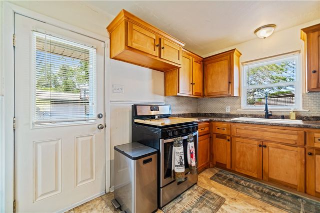 3651 Lawnview St, Corpus Christi, TX 78411