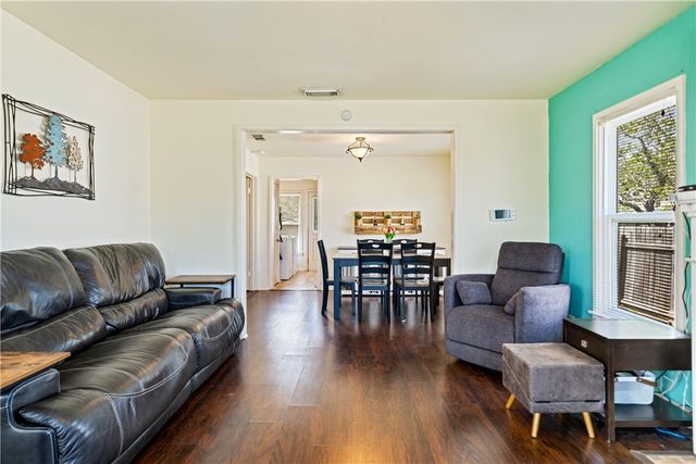 3651 Lawnview St, Corpus Christi, TX 78411