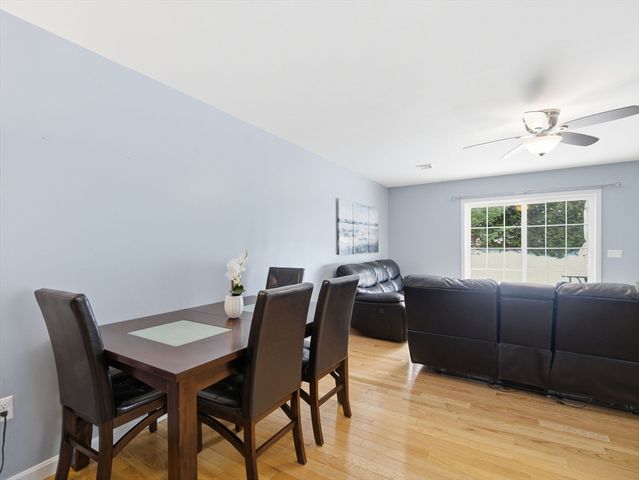 114 Richard Rd 8, Leominster, MA 01453