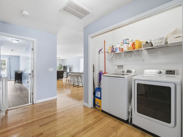 114 Richard Rd 8, Leominster, MA 01453