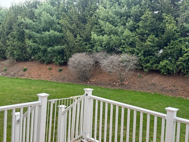 114 Richard Rd 8, Leominster, MA 01453