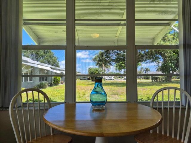 910 South Drive A, Delray Beach, FL 33445