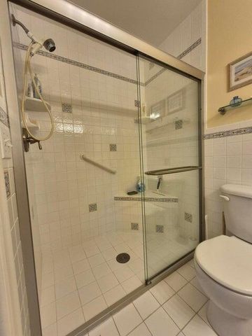 910 South Drive A, Delray Beach, FL 33445