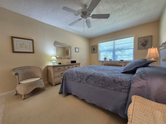 910 South Drive A, Delray Beach, FL 33445