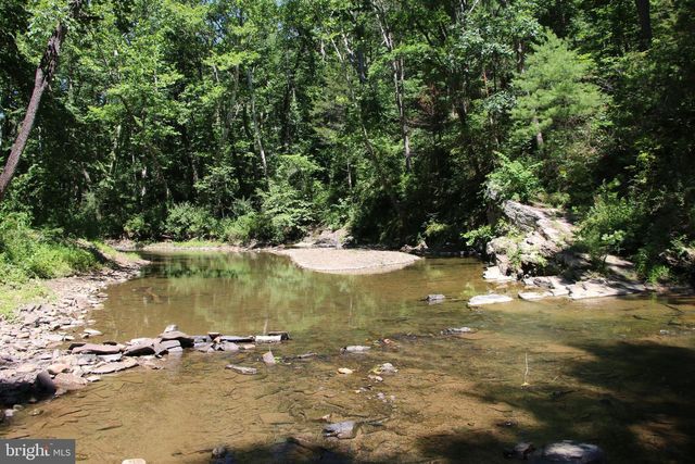 112 CEDAR HILL ROAD, Strasburg, VA 22657
