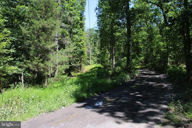 112 CEDAR HILL ROAD, Strasburg, VA 22657