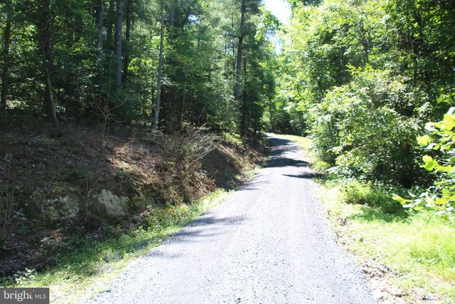 112 CEDAR HILL ROAD, Strasburg, VA 22657