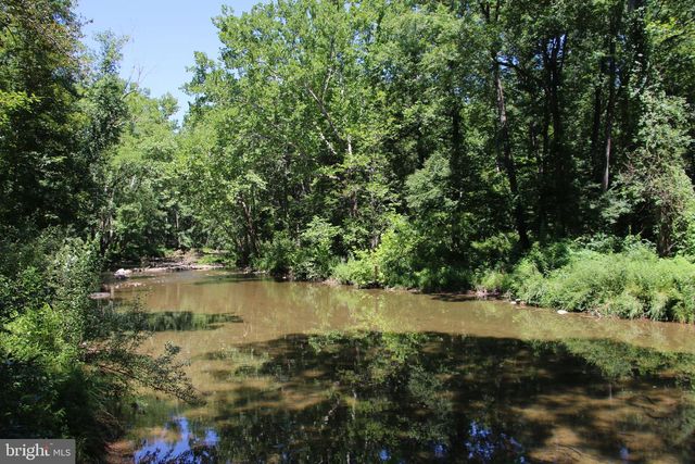 112 CEDAR HILL ROAD, Strasburg, VA 22657