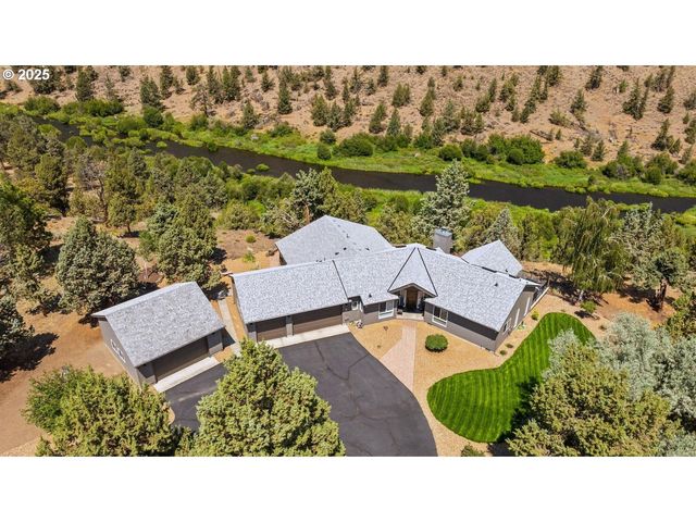 8090 Nw GRUBSTAKE Way, Redmond, OR 97756