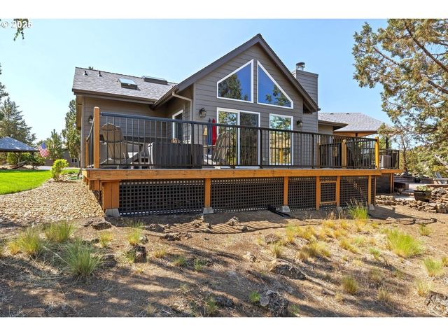 8090 Nw GRUBSTAKE Way, Redmond, OR 97756