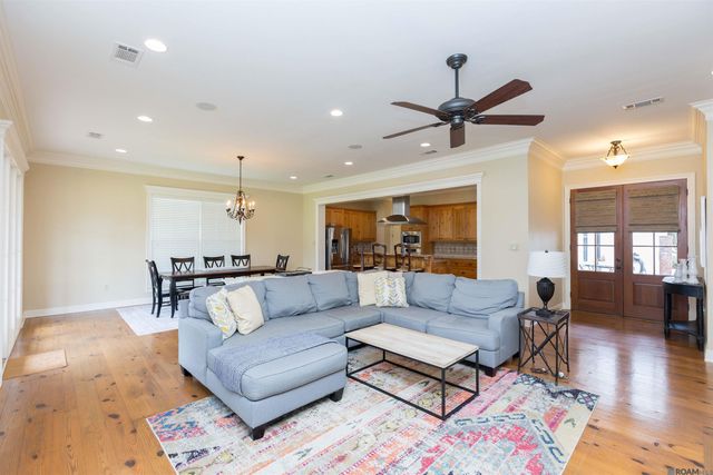 14524 Oak Path Dr, Prairieville, LA 70769