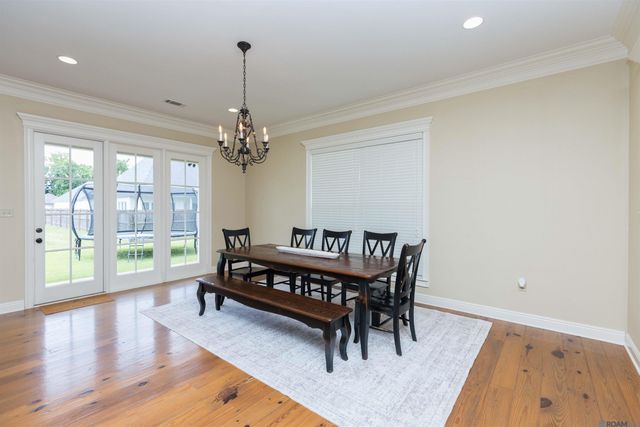 14524 Oak Path Dr, Prairieville, LA 70769