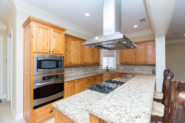 14524 Oak Path Dr, Prairieville, LA 70769