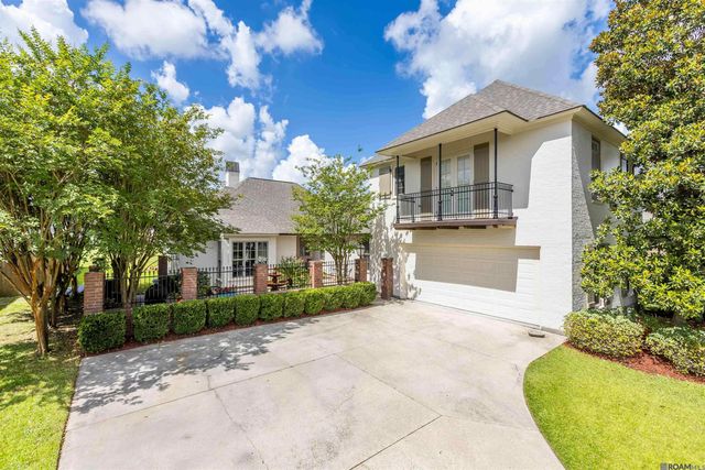 14524 Oak Path Dr, Prairieville, LA 70769