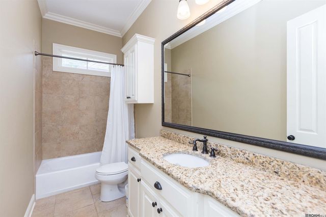 14524 Oak Path Dr, Prairieville, LA 70769