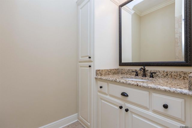 14524 Oak Path Dr, Prairieville, LA 70769