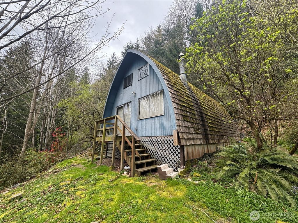 27011 SE 74th Street, Issaquah, WA 98027