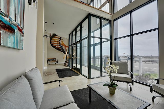 493 Ocean Boulevard # 2, Hampton, NH 03842