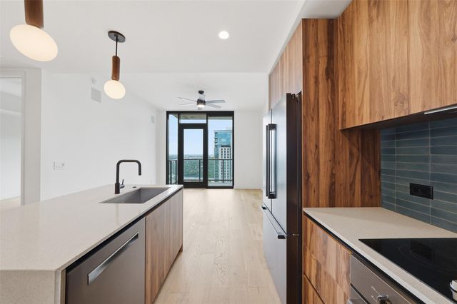 84 East Ave 3707, Austin, TX 78701