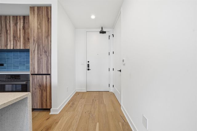 84 East Ave 3707, Austin, TX 78701
