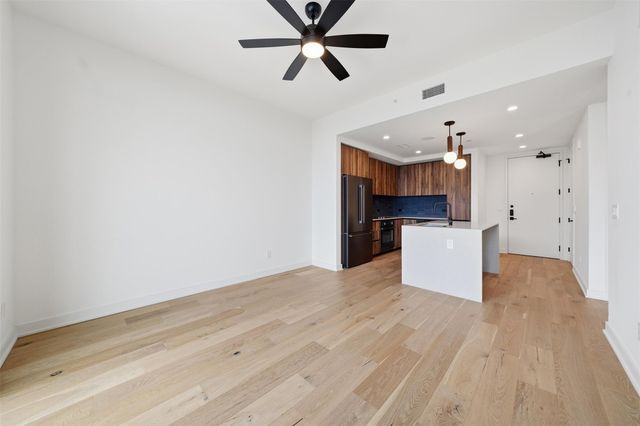 84 East Ave 3707, Austin, TX 78701