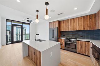 84 East Ave 3707, Austin, TX 78701