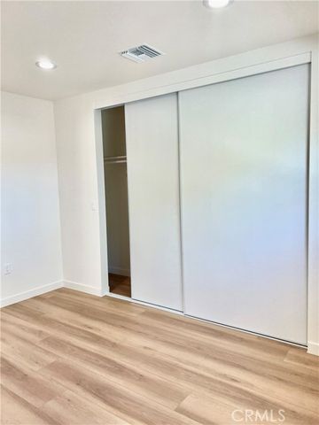 9645 Dale Avenue, Sunland (los Angeles), CA 91040