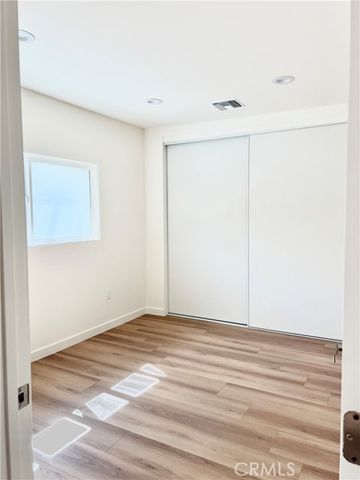 9645 Dale Avenue, Sunland (los Angeles), CA 91040