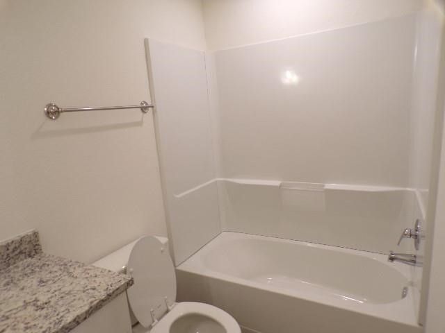 709 S 5th Street 1, Bonham, TX 75418