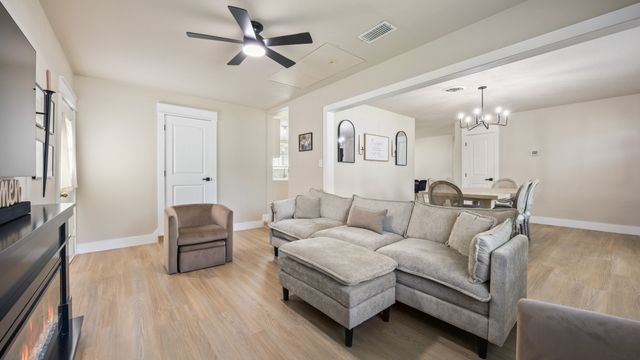 1201 Joly Street, Ennis, TX 75119